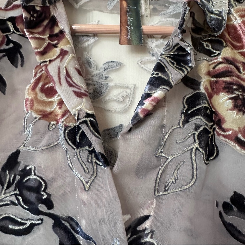 Aratta Silent Journey Floral Semi Sheer Burnout Top Sz M Feminine Fairy - Picture 4 of 11